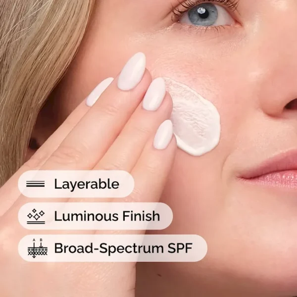 UV Filters SPF 45 Serum - Image 3